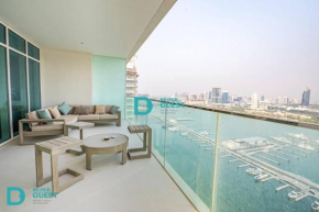 Three Bedroom Apartment with Panoramic Sea view